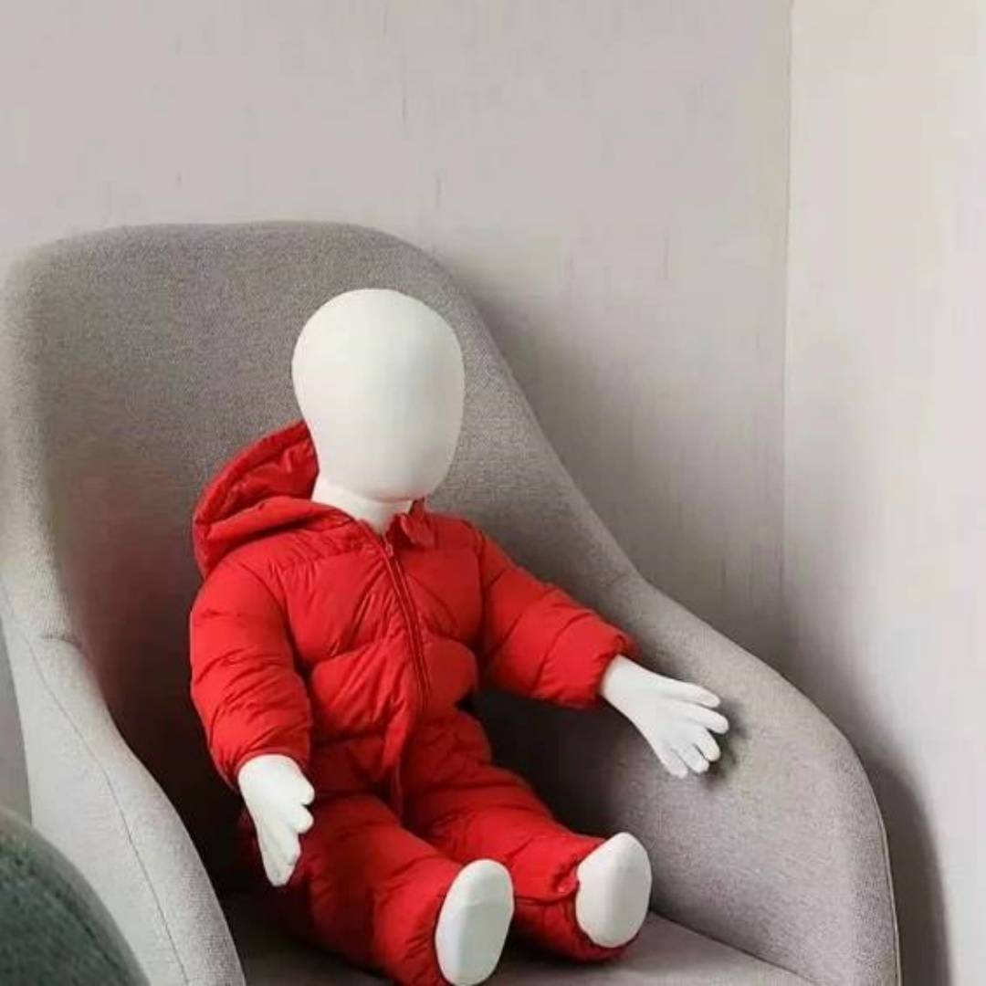 Baby Clothing Display Stand - عارضات أزياء قماش يدوية كاملة للأطفال