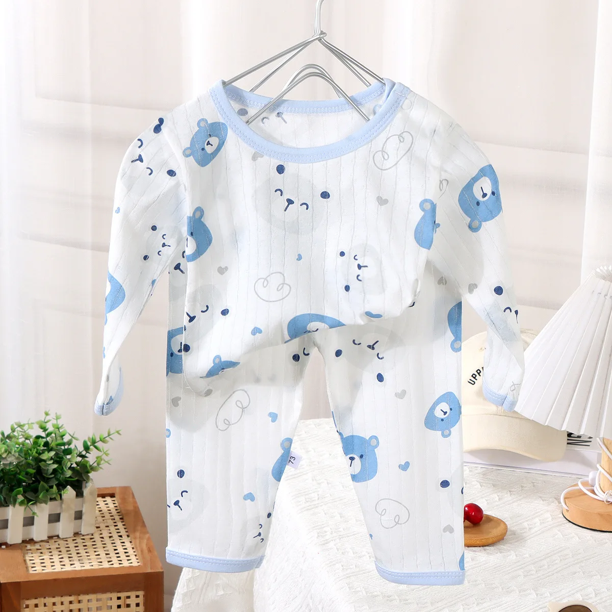 ملابس منزلية قطنية جديدة للأطف - مراجعة Baby Clothing Crochet وسعره
