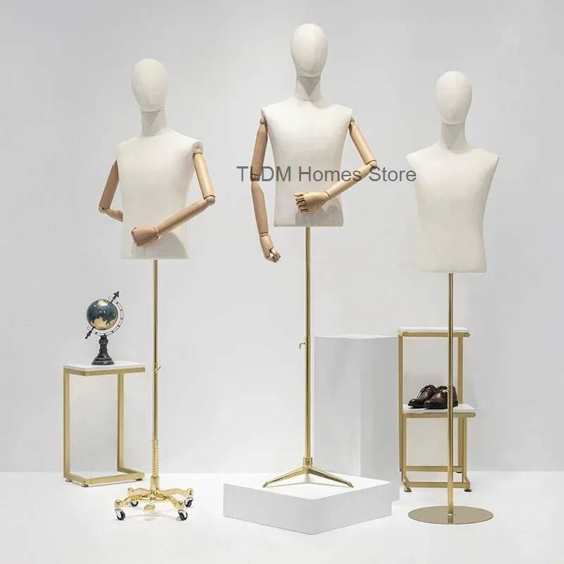النسخة الكورية الذكور نصف طول  - مراجعة Baby Clothing Display Stand وسعره