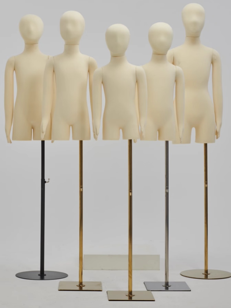 عارضات أزياء للأطفال لعرض كامل - مراجعة Baby Clothing Display Stand وسعره