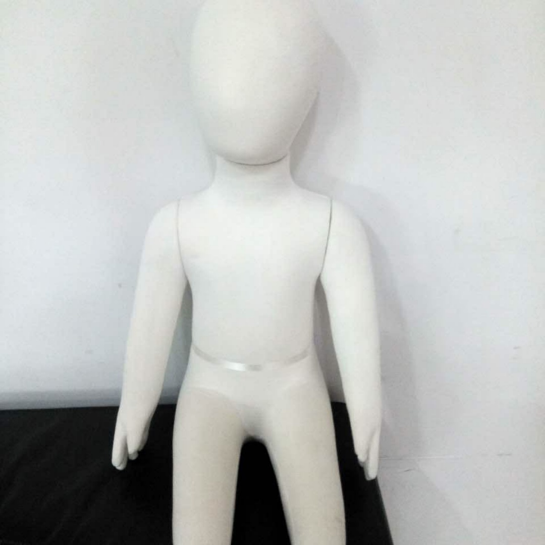 عارضات أزياء قماش يدوية كاملة  - مراجعة Baby Clothing Display Stand وسعره