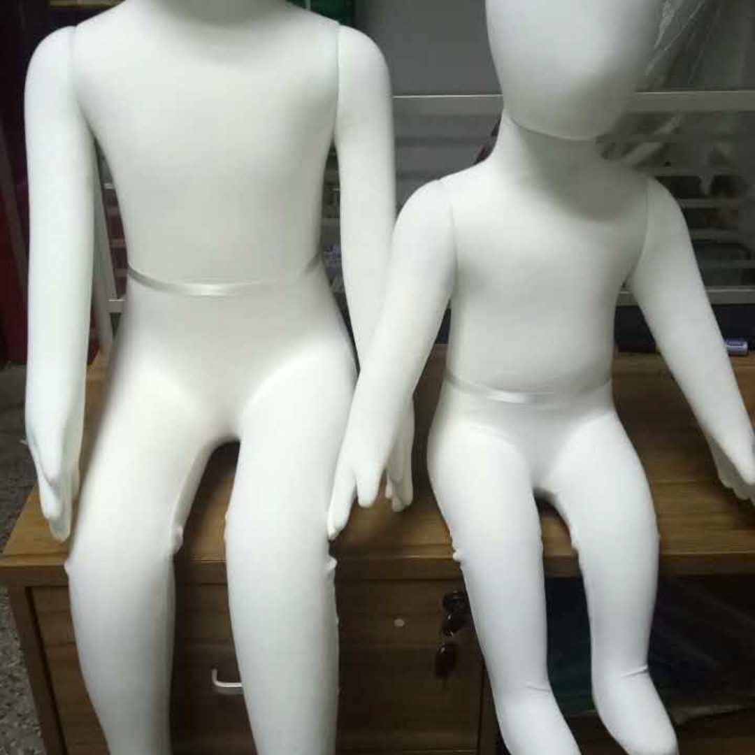 عارضات أزياء قماش يدوية كاملة  - مراجعة Baby Clothing Display Stand وسعره