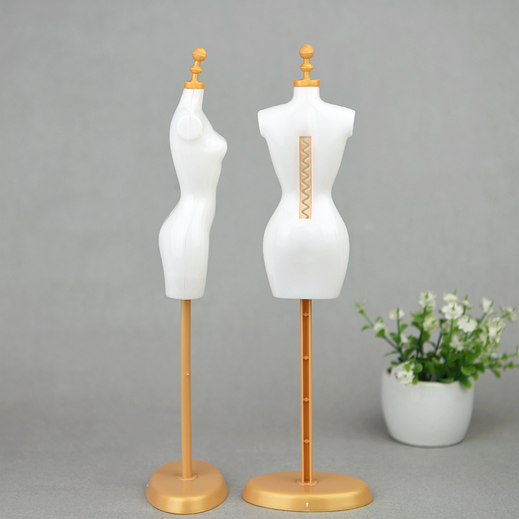عارضة أزياء جوفاء نموذج شماعات - مراجعة Baby Clothing Display Stand وسعره
